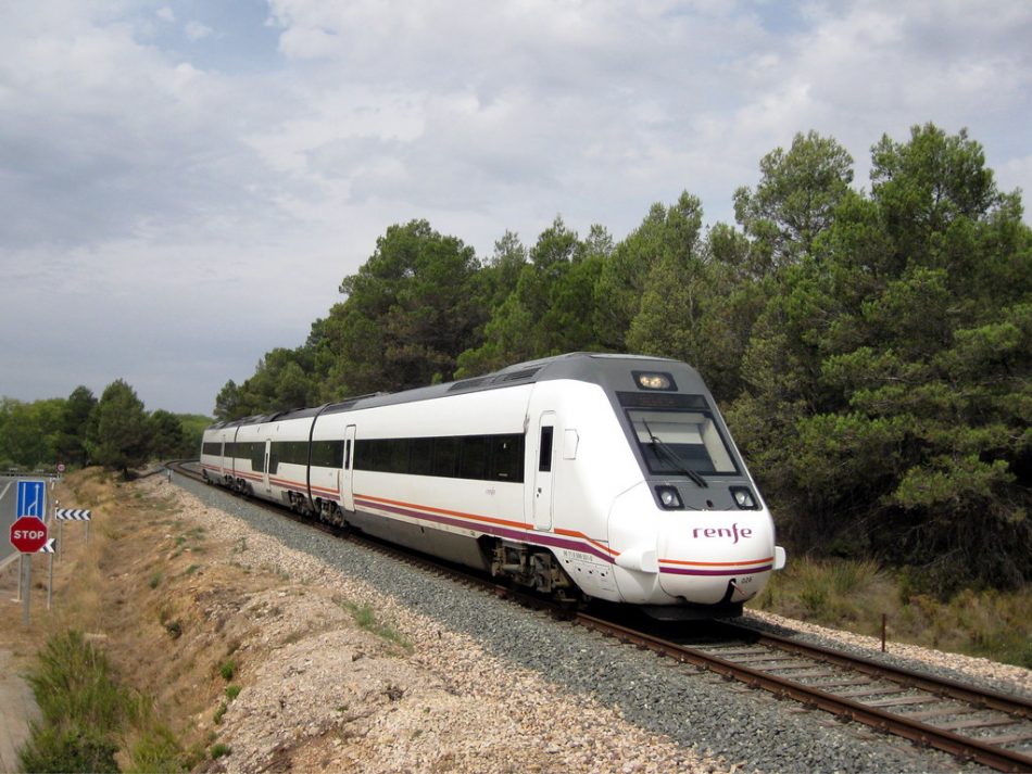 Presentación de las movilizaciones contra el proyecto de cierre del tren regional de Madrid a Valencia