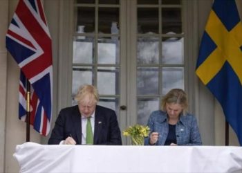 Suecia y Finlandia firman pacto con Londres ante un ataque ruso