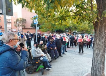 La Comunidad de Madrid deja a 16.000 vecinos de Vallecas sin atención médica por las tardes