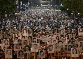Silencio abrumador en Uruguay: histórica 27° Marcha del Silencio