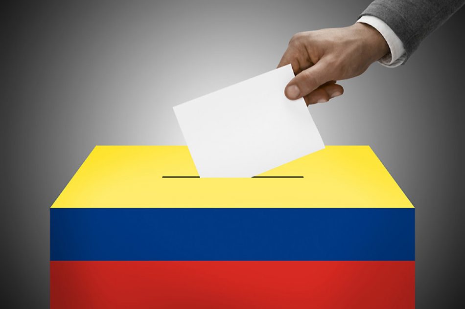 Colombianos en el exterior ejercen su derecho al voto
