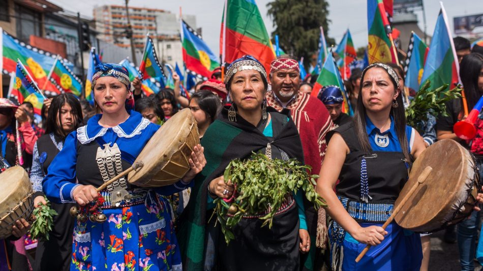 Adrián Moyano: “el pueblo mapuche es dominado por dos Estados coloniales”