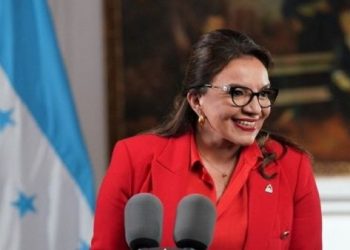 Presidenta de Honduras resalta lucha popular tras golpe de 2009