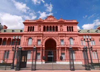 Gobierno argentino avanza en reestructuración de Gabinete