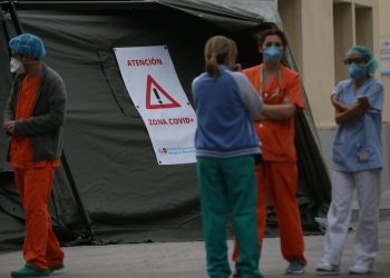 El 69% de los y las profesionales de los sectores sanitarios y sociosanitarios con COVID persistente no tiene reconocidas las secuelas en su baja médica