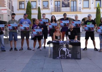 Inauguran la campaña publicitaria antitaurina en San Sebastián de los Reyes para denunciar «la extrema crueldad y violencia de la tauromaquia»