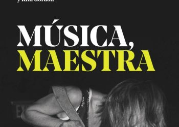 Música, maestra. Ensayos sobre música y mujeres, escrito por mujeres