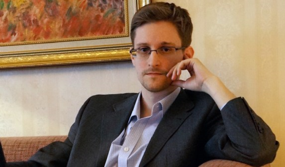 Moscú otorga la ciudadanía rusa a Edward Snowden