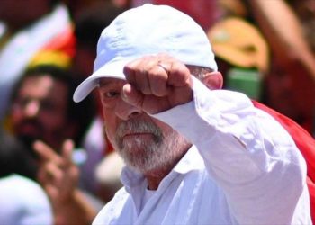 Lula lidera encuesta con 4 puntos de ventaja frente a Bolsonaro