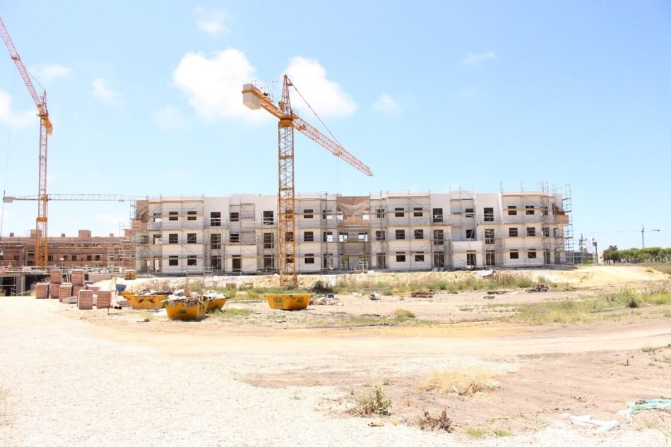 FACUA lamenta que el Gobierno invite a los promotores privados a hacer «negocio» con la vivienda pública