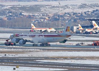 La Plataforma contra la ampliación de Barajas denuncia el aumento de vuelos durante la temporada de invierno