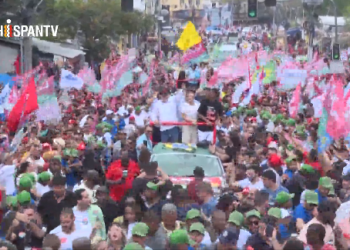 Lula retoma su bandera contra el hambre en una favela de Río