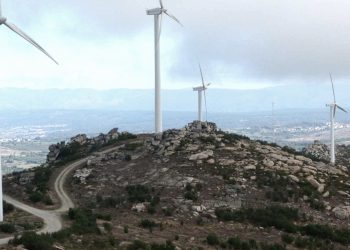 O complexo Mistral-Tramontana completa a destrución paisaxística da Serra do Larouco