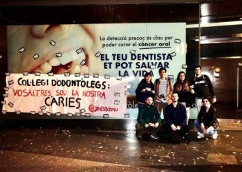 “Col·legi d’Odontòlegs i Estomatòlegs de Catalunya: Vosaltres sou la nostra càries”