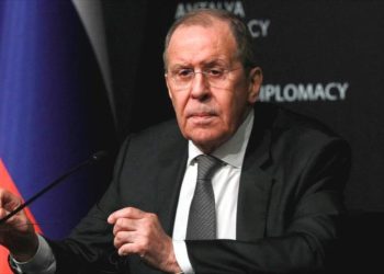 Lavrov: EEUU está en “guerra” con Rusia desde hace muchos años