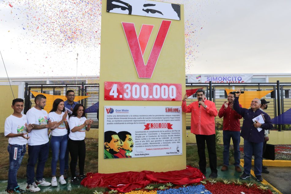 Presidente Maduro devela hito 4 millones 300 mil de la Gran Misión Vivienda Venezuela (GMVV)