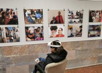 Exposición en formato 3D sobre la solidaridad médica de Cuba en Argentina recorre localidades de Bizkaia 