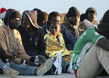 Desembarcaron en Italia más de 12 mil inmigrantes en 50 días