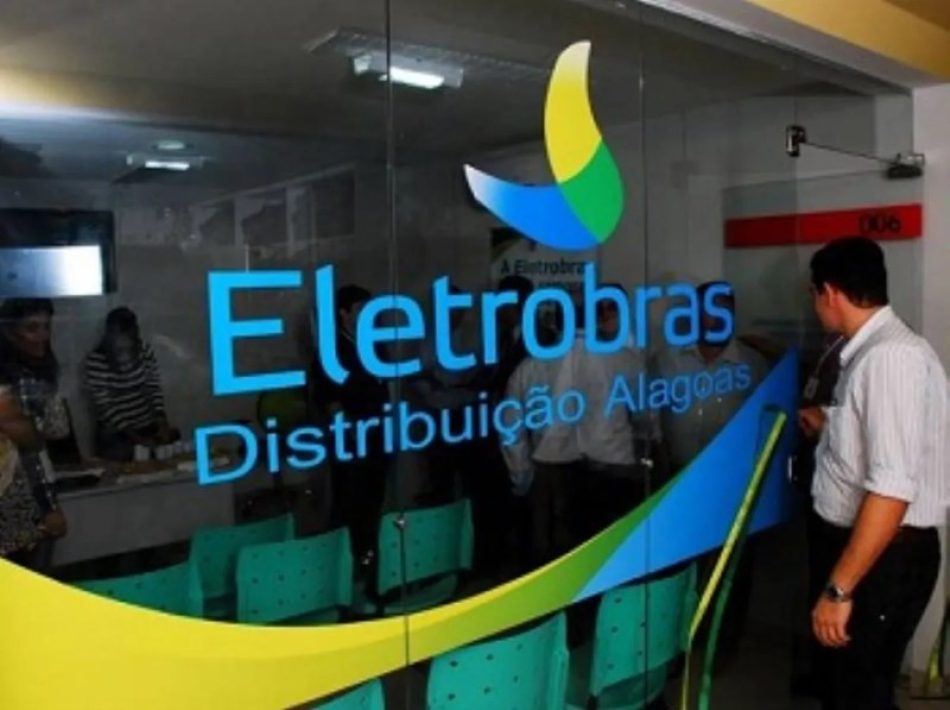 Gobierno de Lula revisará privatización de empresa Electrobas