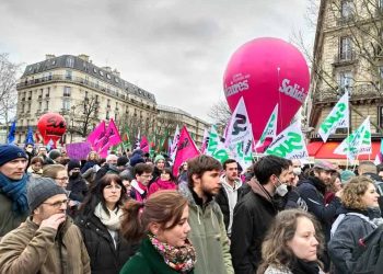 Multitudinarias manifestaciones en Francia contra la reforma de las pensiones