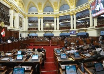 Congreso de Perú rechaza nuevo proyecto de adelanto de elecciones para 2023