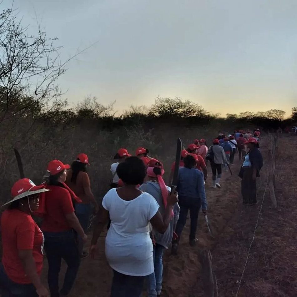 Mujeres del MST asumen nuevas ocupaciones en Bahía, una de ellas en Chapada Diamantina (Brasil)