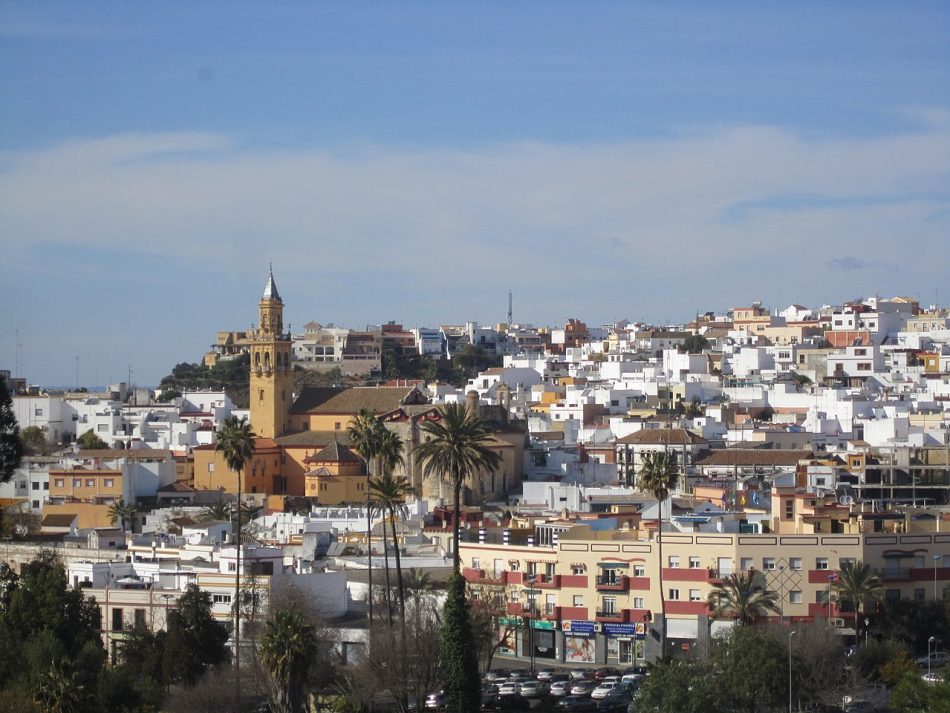 Mitma firma un acuerdo con Andalucía y el ayuntamiento de Alcalá de Guadaíra para construir 100 viviendas destinadas a alquiler social