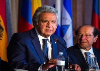 Fiscalía ecuatoriana pide prisión preventiva para Lenín Moreno