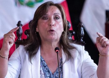 Dina Boularte se compromete a ofrecer plena colaboración a la fiscalía en la investigación sobre las muertes durante las protestas