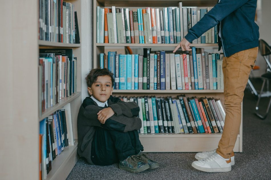 DD.HH.  Violencia escolar: El contrato de aula como freno