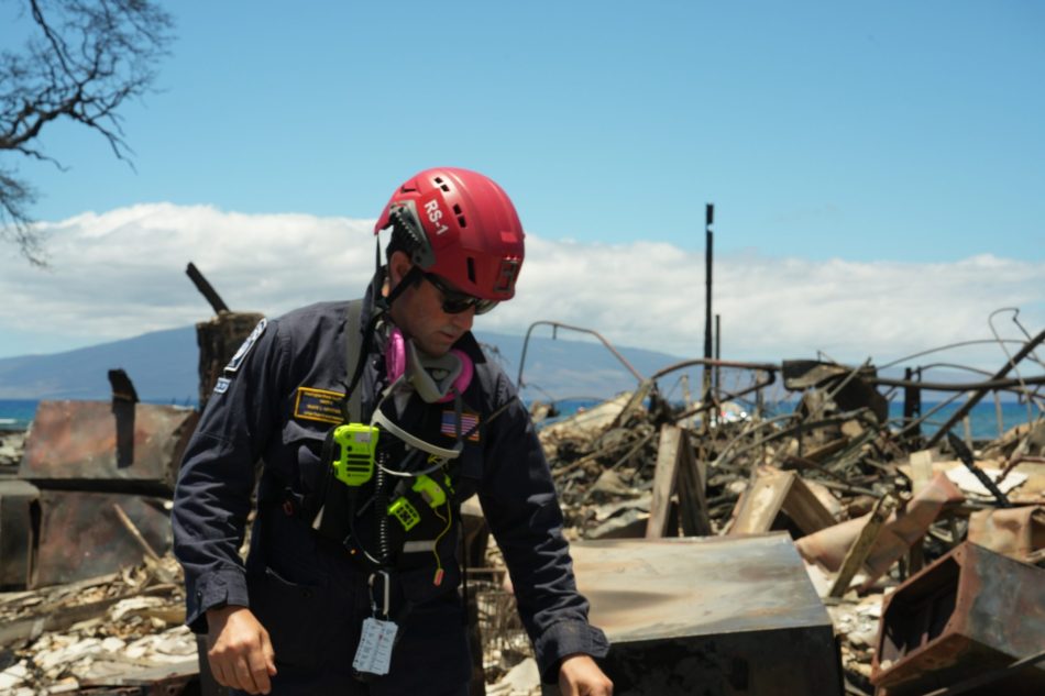 Elevan a 99 la cifra de muertos por incendios en Hawái, Estados Unidos