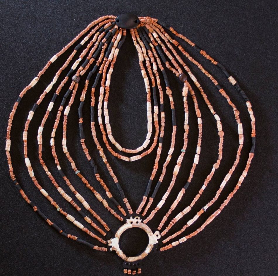 Hallan un collar de hace 9 000 años que revela la complejidad social de las primeras comunidades neolíticas