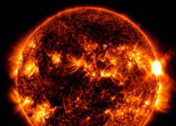 La NASA detecta una intensa erupción solar