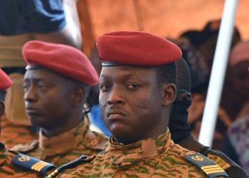 Burkina Faso expulsa al agregado de Defensa de Francia en el país