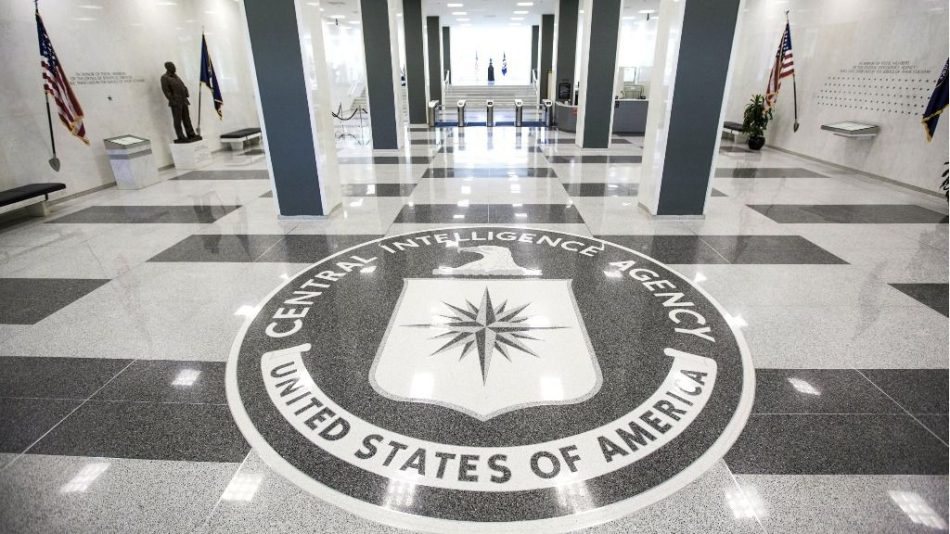 La CIA está detrás de suministros ilegales de armas a Europa