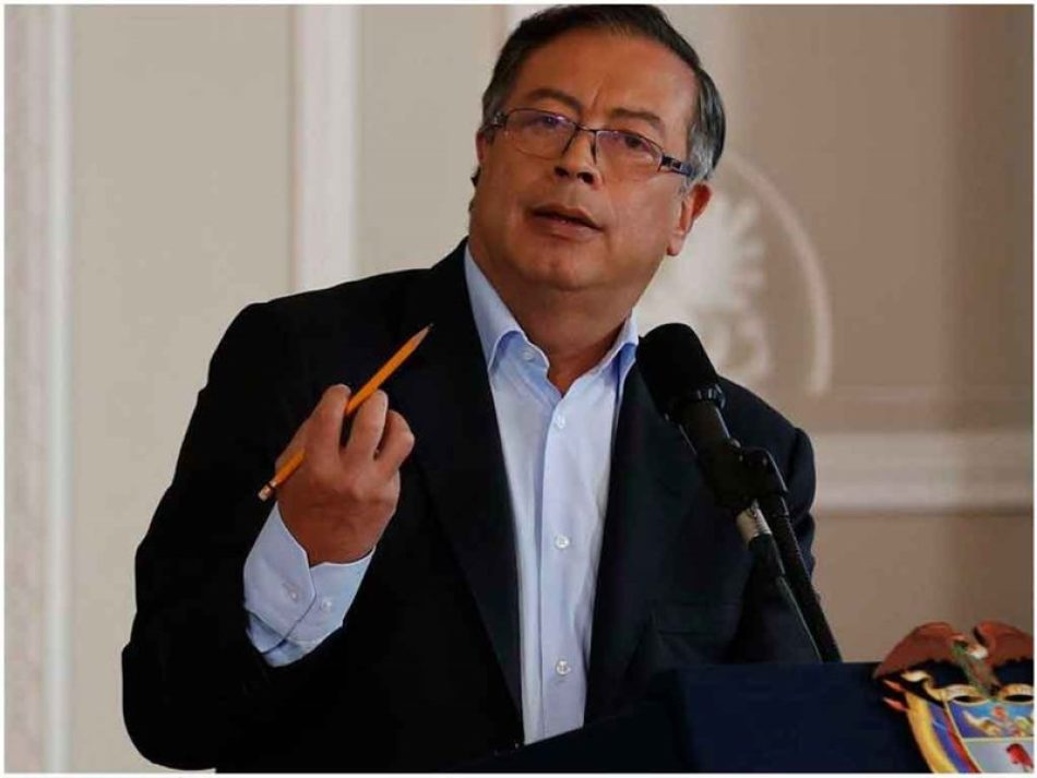 Alerta presidente de Colombia sobre golpe constitucional