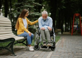 Siete autonomías no han aumentado ni las cuantías ni la intensidad de las prestaciones de Dependencia conforme a la ley