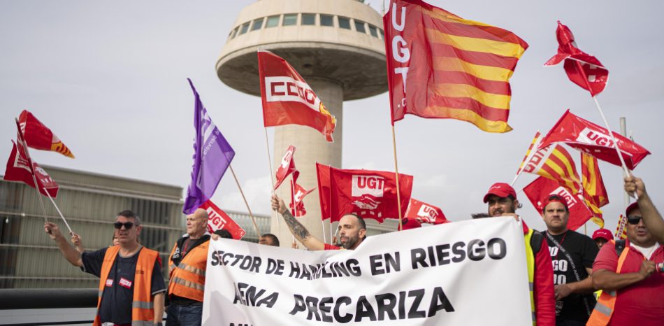 Ante la ausencia de propuestas por parte de Iberia los sindicatos CCOO y UGT mantienen la convocatoria de huelga de la plantilla los días 5, 6, 7 y 8 de enero