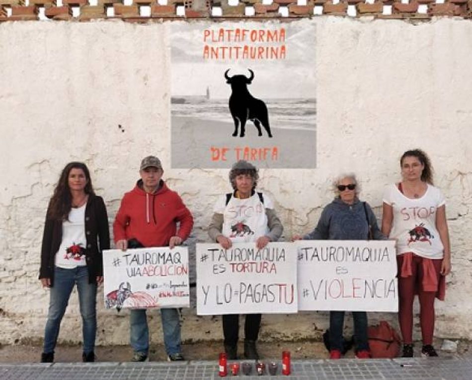 Convocada la cuarta vigilia pacífica ante el Ayuntamiento de Tarifa, en memoria de los seis toros maltratados hasta la muerte