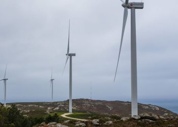 O litixio xudicial fronte ao desenvolvemento eólico desproporcionado e inadecuado en Galicia non se paraliza