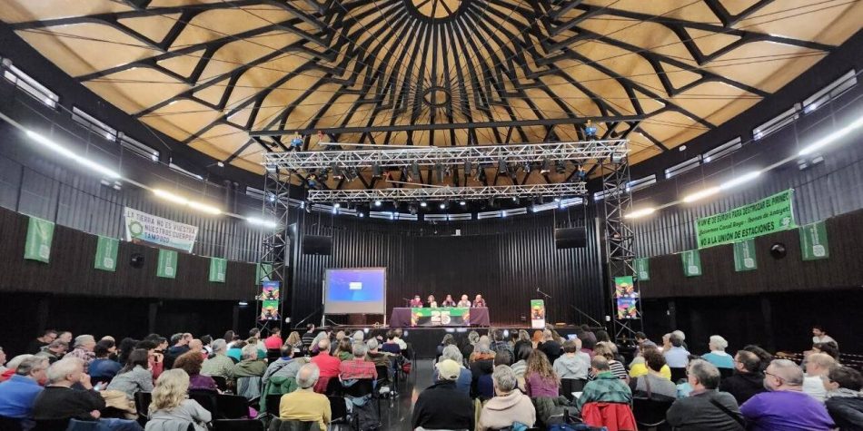 Ecologistas desmiente la desvinculación de su territorial gallega por su posición sobre la energía eólica