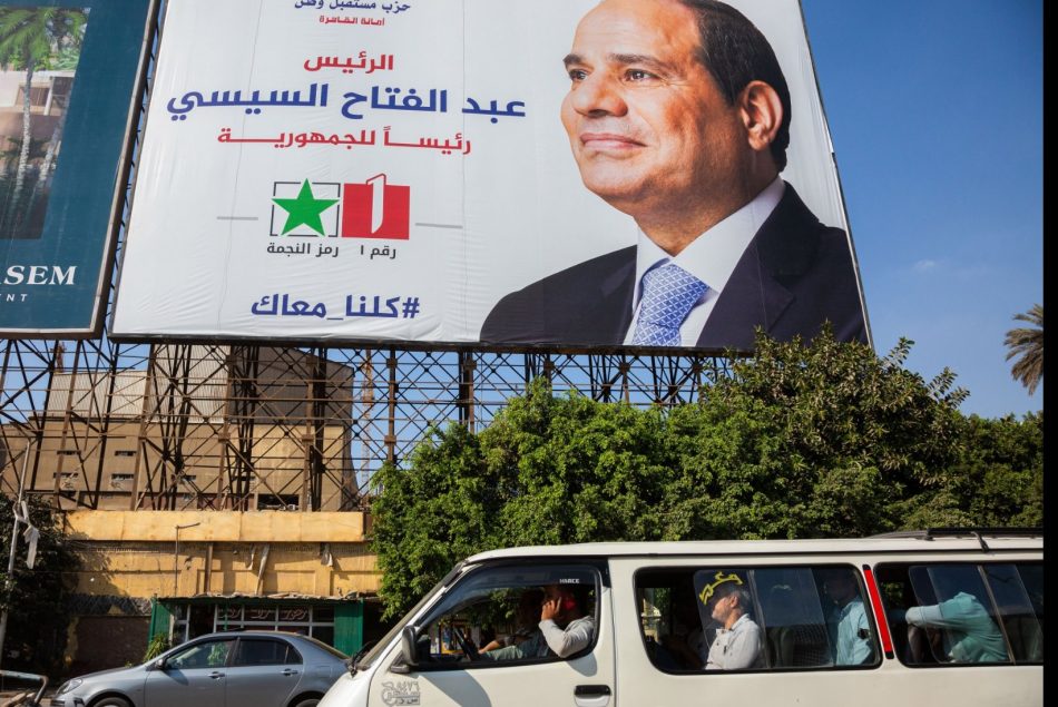 Egipto inicia tres días de elecciones presidenciales con escasas opciones de desplazar a Al Sisi