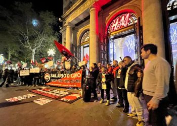 «H&M no negocia con huelgistas»: convocada concentración en Barcelona el 23-D