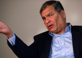 Correa vincula violencia en Ecuador a la dolarización de la economía