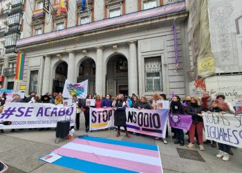 Más de 5.500 adhesiones piden hoy a la Ministra de Igualdad el cese inmediato de la directora del Instituto de las Mujeres