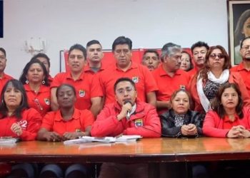 Educadores de Ecuador rechazan propuesta de consulta ciudadana