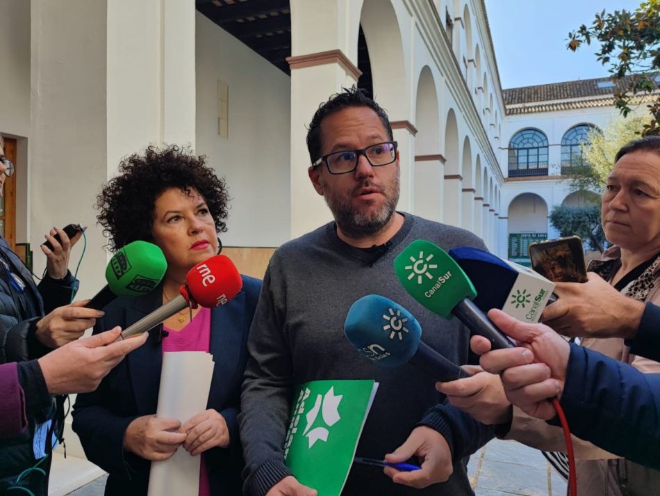 Adelante Andalucía exige a Moreno Bonilla que si hay restricciones de agua para los vecinos también las haya para los campos de golf