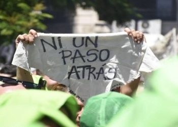 Emiten otra medida cautelar contra reforma de Milei en Argentina