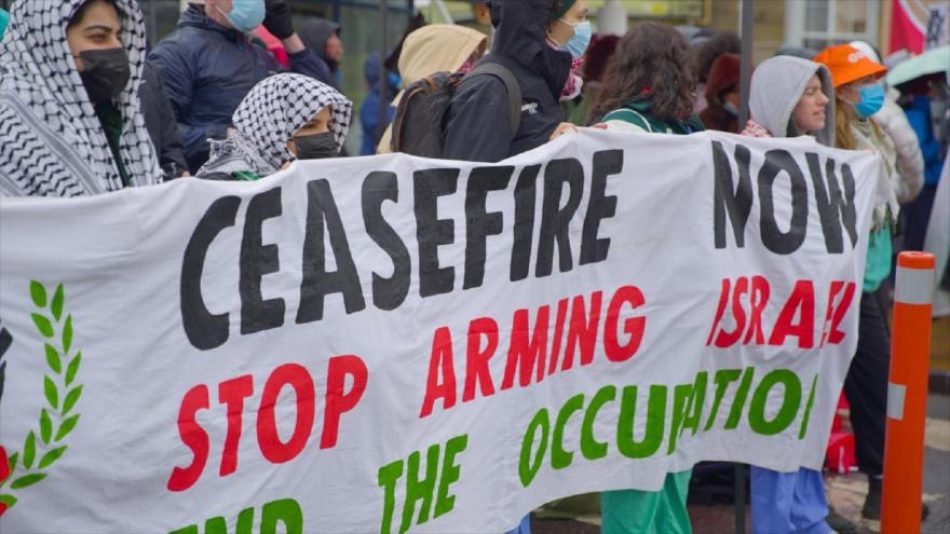 Británicos bloquean dos fábricas que dotan de armas a Israel