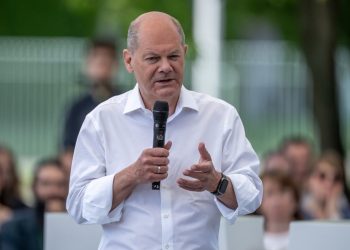 Scholz: Ucrania probablemente no se unirá a la OTAN durante «los próximos 30 años»